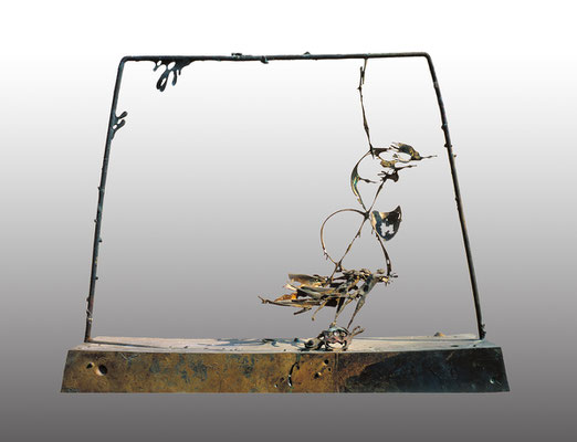 Night Flight / bronze, silver / 67.5×81.5×23cm / 1976　夜の飛翔 / ブロンズ、銀