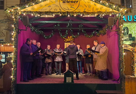 22. Dezember 2023: Wien-Ausflug - 60 Minuten-Auftritt auf der Bühne des Altwiener Christkindlmarktes auf der Freyung