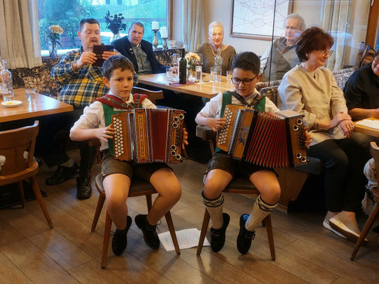 30. Mai 2025: Musikantenhoanhart - Ziachduo Johannes & Florian