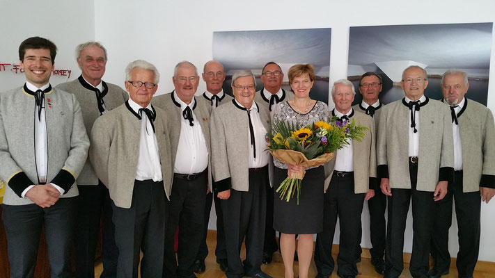 18. Juni 2018: Geburtstags-Ständchen für Vize-Bürgermeisterin Christine Oppitz-Plörer