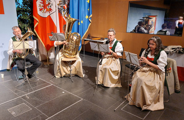 10. Dezember 2023: Weihnachtsfeier des Vereines der Südtiroler in Tirol - Bläserensemble der Stadtmusikkapelle Innsbruck-Reichenau