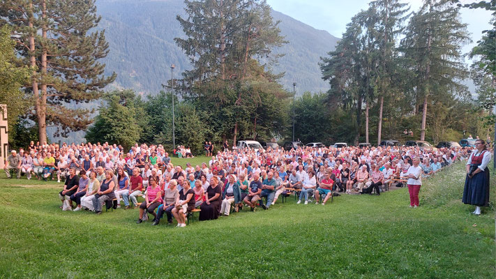 11. August 2024: Pontifikal-Wallfahrtsmesse am Locherboden - ca. 450 Personen besuchten die Wallfahrtsmesse