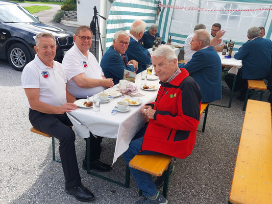 23. August 2025: 70er-Feier von Sängerkamerad Josef Kranebitter - Die Feier ist für (!) 70 Gratulanten organisiert!