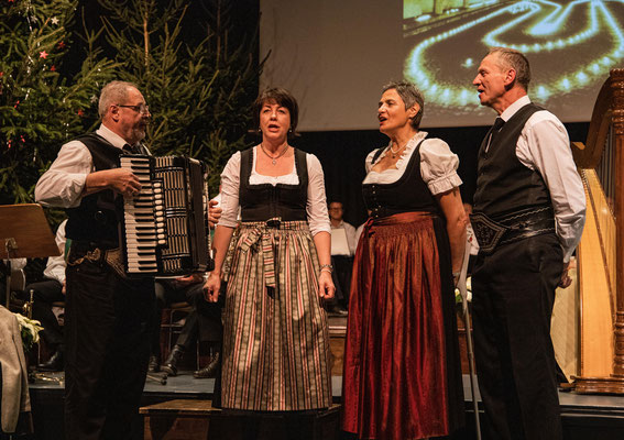 15. Dezember 2019: Weihnachtliche Weisen - Das Rainer Quartett aus dem Zillertal