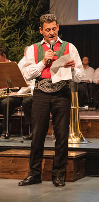 15. Dezember 2019: Weihnachtliche Weisen - Franz Posch bei seiner Eröffnungsrede
