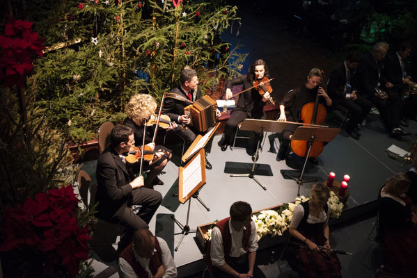 16. Dezember 2018: Weihnachtlichen Weisen -Streichquartett der Städtischen Musikschule Hall in Tirol