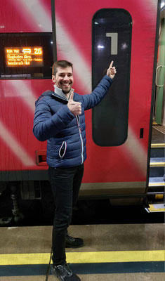 23. Dezember 2023: Wien-Ausflug - Aufgrund eines Fehlers der ÖBB dürfen wir nun 1.Klasse fahren