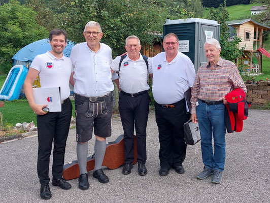 23. August 2025: 70er-Feier von Sängerkamerad Josef Kranebitter - Doppelduo der Sängervereinigung "Wolkensteiner"