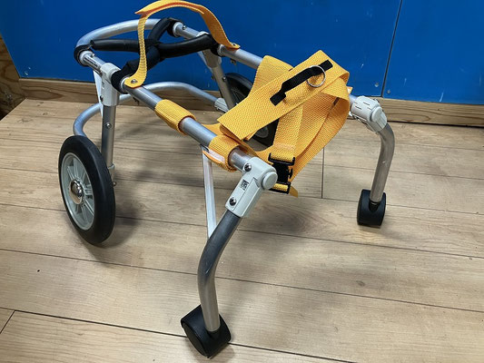 犬の車椅子お譲りします。 - バックヤードファクトリーぶる｜京都