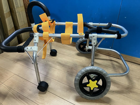 犬の車椅子お譲りします。 - バックヤードファクトリーぶる｜京都