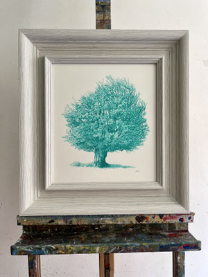 "Árbol en Verde Veryl".  33,5 x 30 cm sin marco./ 49 x 45 cm framed. Color pencil on paper glued to aluminium dibond. Sold, private collection.