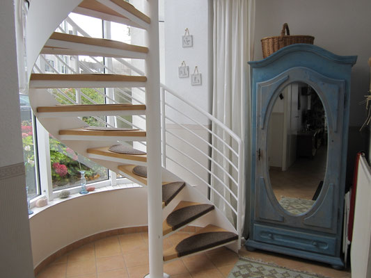 Wendeltreppe nach oben