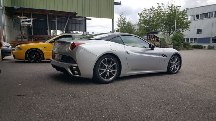 Ferrari California Ausgeliefert an Kunde. Inkl. Tieferlegung.