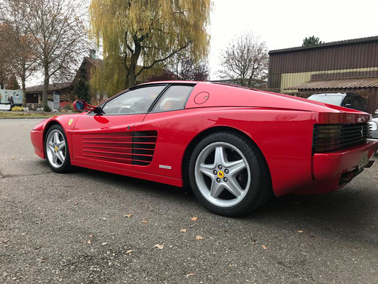 Ferrari 512 TR vorbereiten für Winterschlaf.