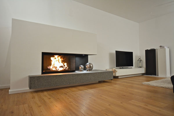 Zweiseitiger Architekturkamin in Siegen