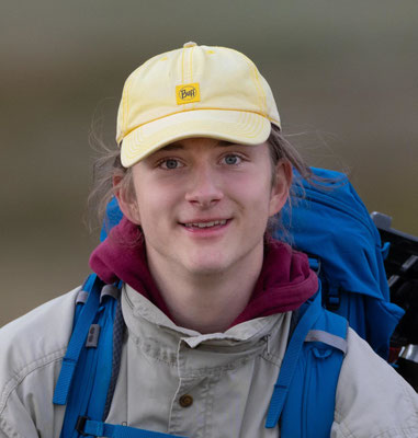 Arved Schröder, Jahrgang 2009. Ich interessiere mich schon von kleinauf für Natur und den Schutz der Umwelt. Seit 7 Jahren bin ich Naturfotograf und möchte junge Leute für die Natur begeistern.                                                   