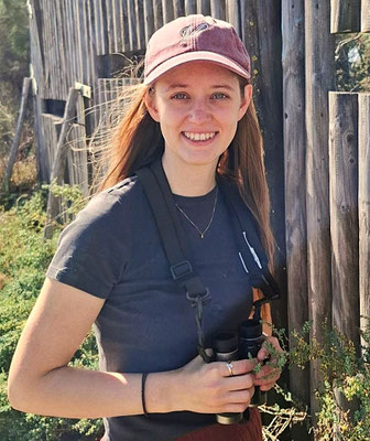 Mareike Otzdorff, 29 Jahre. Ich bin Bauingenieurin.Ökologie, Naturschutz und eine nachhaltige Lebensweise sind mir wichtig. Seit einigen Jahren beobachte ich leidenschaftlich Vögel.                                                                       