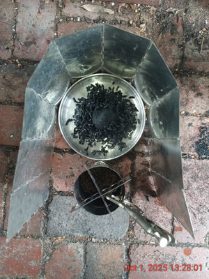 100% biochar recovery after the first burn with 330g of wood pellets for a run time of 32 minutes