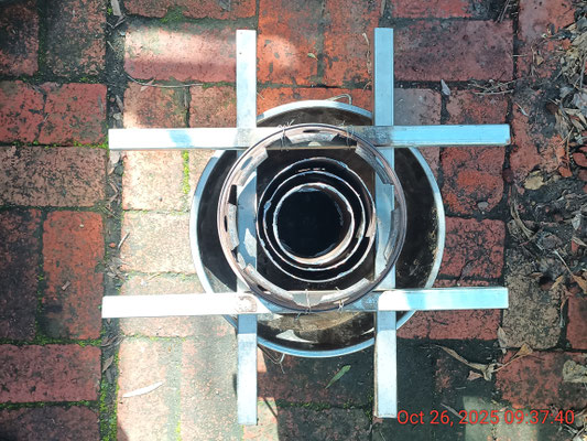 Navigator 'Awesome' V2 with a water quench option. Possibility for a 4", 5" (biomass pellets) and 6" (environmental fuel) TLUD burner