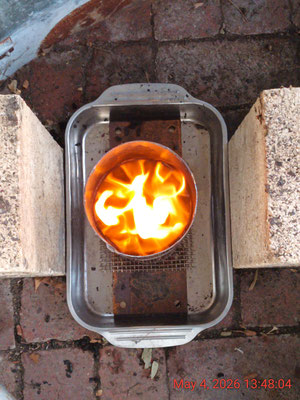 A stable and complete flame cap on the 5" burner (with a half full fuel chamber)
