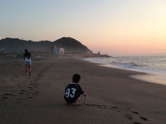 早朝の散歩と太東岬灯台