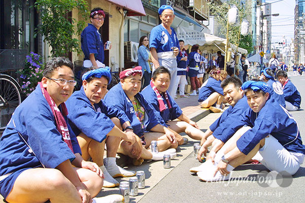 宮元 東上野町さん。祭とは、この一体感、そして、自己主張だね。オススメの祭？湘南・浜降祭、大田区・羽田まつり。