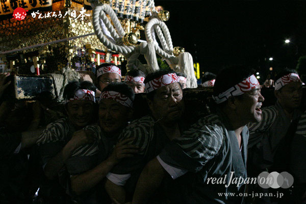 〈鳥越祭〉本社神輿渡御（宮入道中） ＠2010.06.06