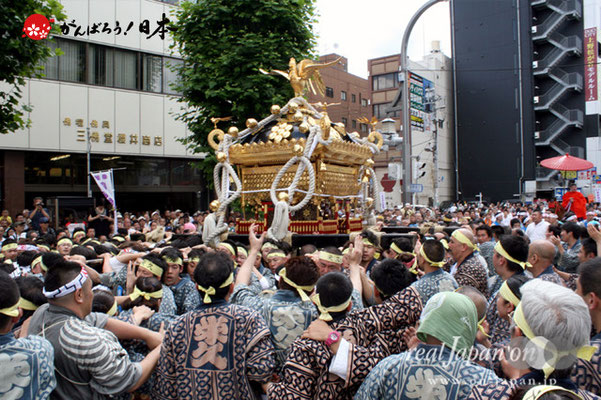 〈鳥越祭〉栄久町会・本社神輿渡御 ＠2012.06.10
