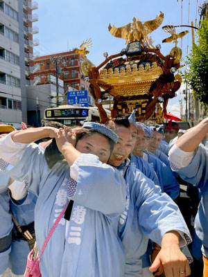 〈No.24011〉panchoさん<br>亀戸天神社例大祭<br>東京都墨田区<br>開催日：2024年8月25日<br>菊川三丁目・本社神輿渡御