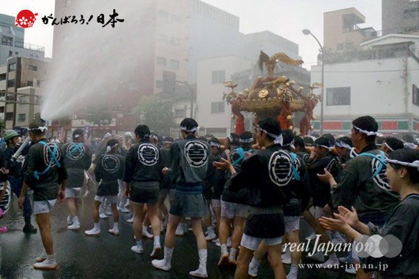 〈富岡八幡宮例大祭〉神輿連合渡御　二番: 古石場二 ＠2012.08.12