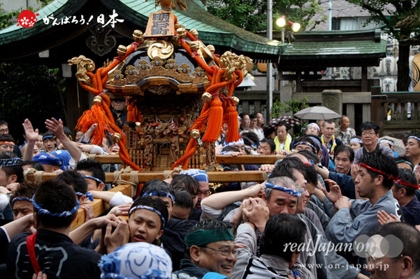 〈鉄砲洲祭〉明石町（神輿台輪寸法: 2尺）@2012.05.04