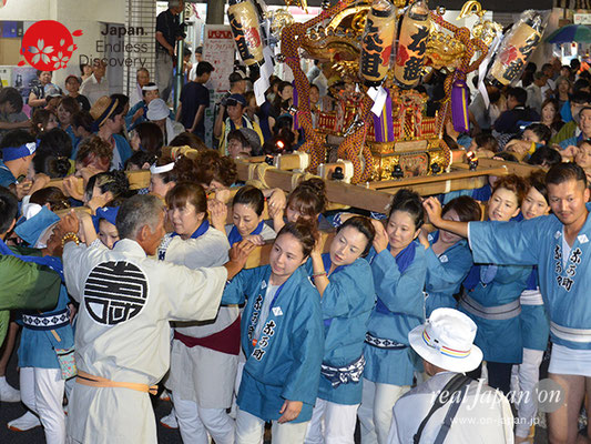〈八重垣神社祇園祭〉女神輿連合渡御：仲町区 @2017.08.04 YEGK17_011