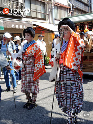 町内神輿渡御〈浅草公園〉新門囃子 ＠2017.05.21 (snj17-094)