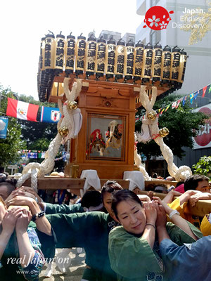 2018 第13回みこしコラボレーションinイセザキ「神奈川県神輿保存会 白漣睦」_YH18_020