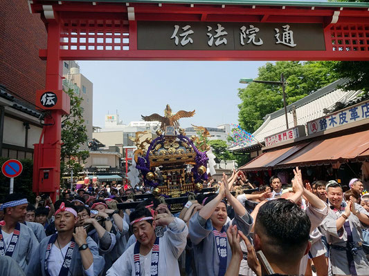 町内神輿連合渡御〈駒形〉@2017.05.20 (snj17-023)