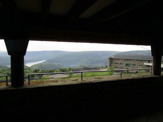 Ausblick von der Burgschänke, der ehemaligen "Truppenkneipe"