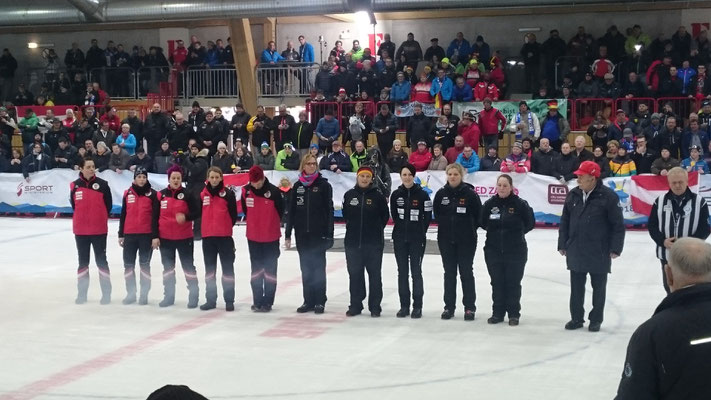 Einzug Finale Damen Deutschland vs. Österreich