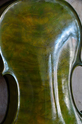 Chamäleon violin, detail - violworks