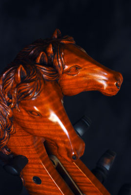 twin horses - violworks