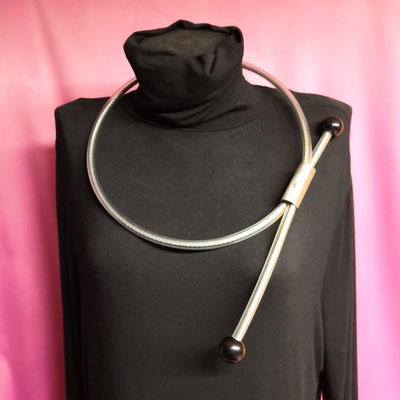 Bild 7, lange Ketten  - Kette schräger Schlauch mit Edelstahl, 65 €
