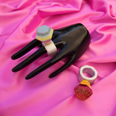 Bild 15, Ringe  -  Aluminium mit Epoxidharz, je 48 €
