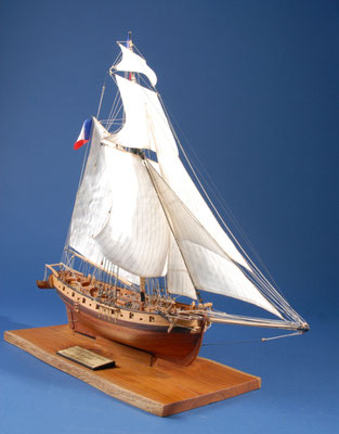 23 ル・ルナール LE RENARD　　年代：    1812   船籍： フランス  縮尺：    1/50    ソクレイヌ   製作者：  堀岡長紀  製作期間：1年５ヶ月