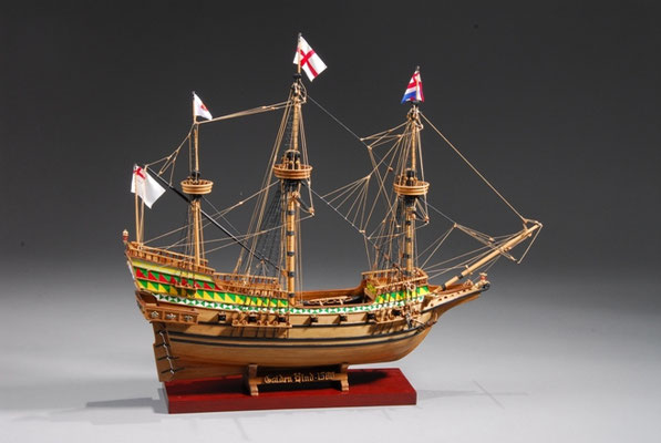 34-11  ゴールデン・ハインド GOLDEN HIND　　　国　籍   nationality     イギリス