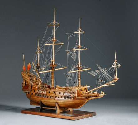 34-12　 ラ・クローンヌ LA COURONE  国　籍   nationality  フランス 建造年  age   1636 縮　尺   scale  1/98 製作方法 kit 製 作：高橋　恒夫　Tsuneo Takahashi