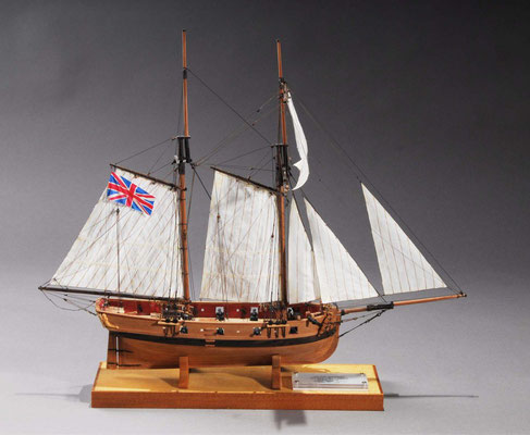32-19 ルビーⅡ RUBY Ⅱ　　年代：   　1810年  製作者：   浅川英明  製作期間：1年