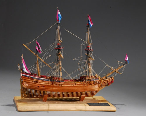 34-51  ゼーハーエン  ZEEHAEN　　国　籍    nationality     オランダ 建造年    age     1639 縮　尺    scale    1/75 製作方法 scratchbuilt     自作 製 作：梅田　安次　Yasuji Umeda