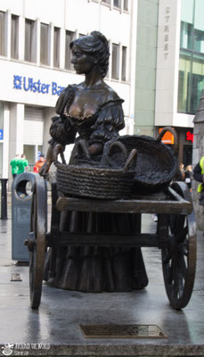 Molly Malone| Aroundtheworldstepbystep.com