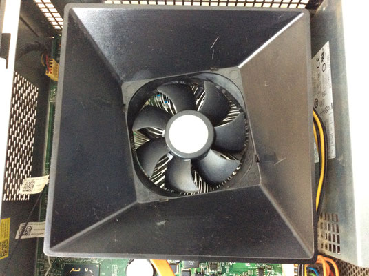 DELL Vostro 3267 CPUファン周りの清掃 - パソコントータル DELL Vostro 3267 CPUファン周りの清掃 - パソコントータル
