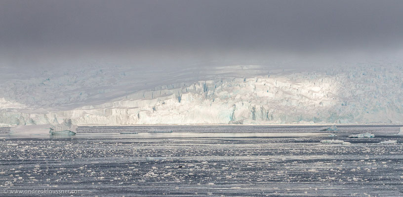 Wilhelmina Bay