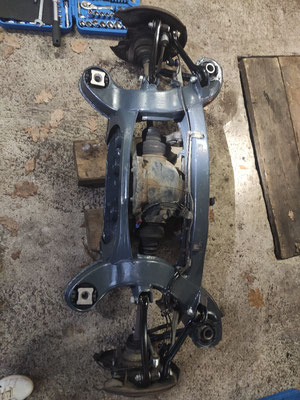 Rear axle rebuild